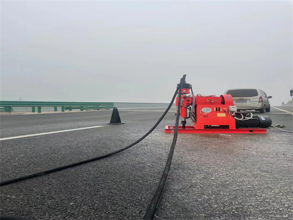 仙游马路路基路面开裂下沉注浆加固灌浆