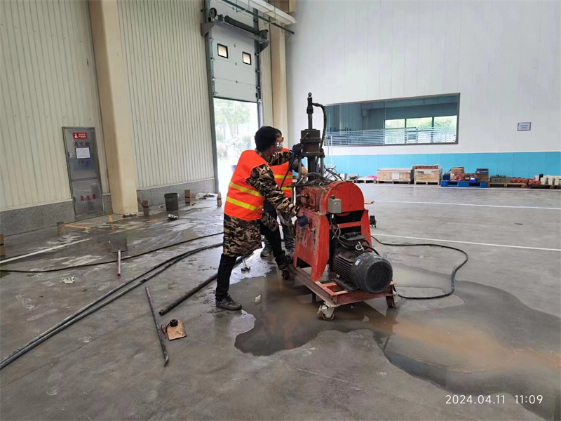 仙游厂房地面下沉塌陷注浆加固施工